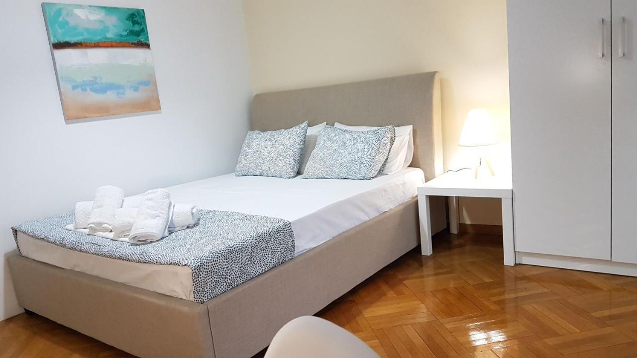 Apricot Apartment - Athens Center, 6 Bd, 2.5 Bath Екстер'єр фото