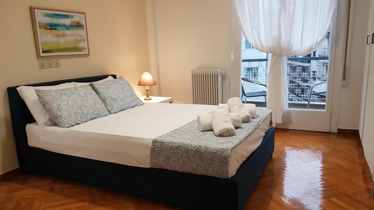 Apricot Apartment - Athens Center, 6 Bd, 2.5 Bath Екстер'єр фото