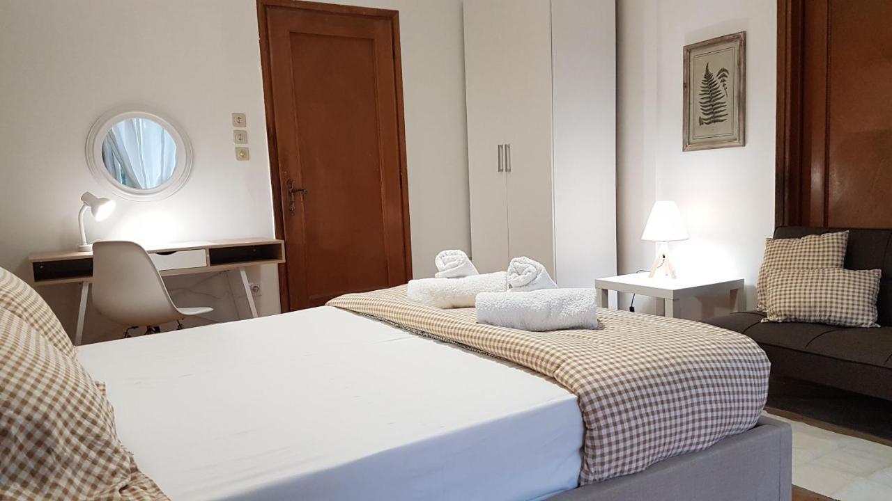 Apricot Apartment - Athens Center, 6 Bd, 2.5 Bath Екстер'єр фото