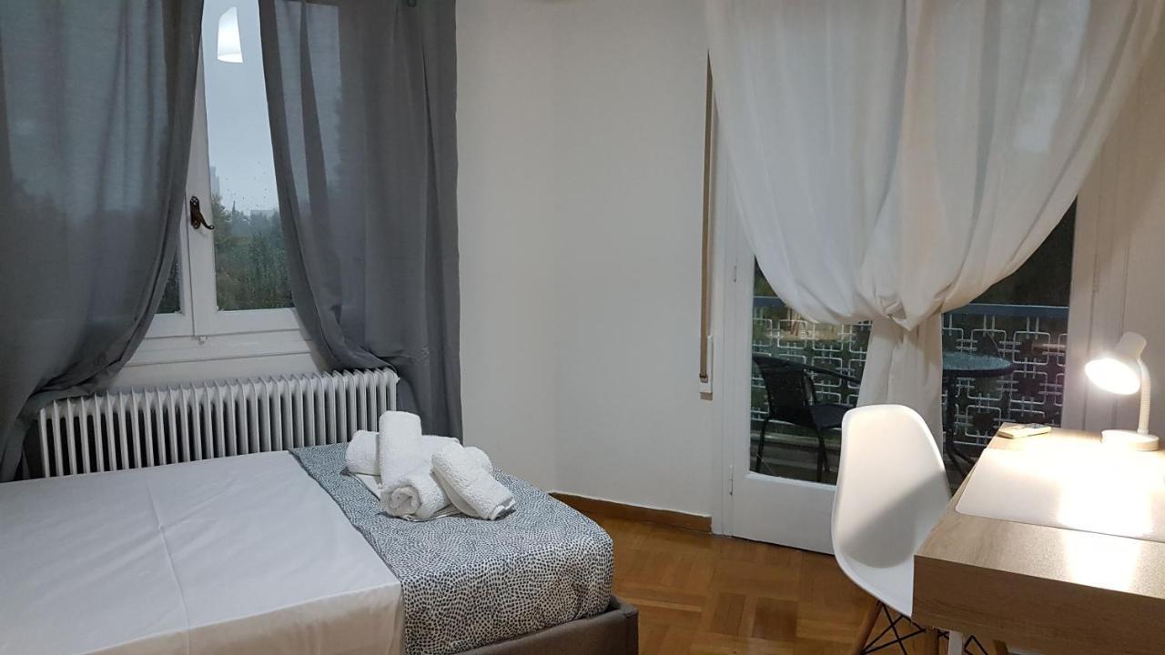 Apricot Apartment - Athens Center, 6 Bd, 2.5 Bath Екстер'єр фото