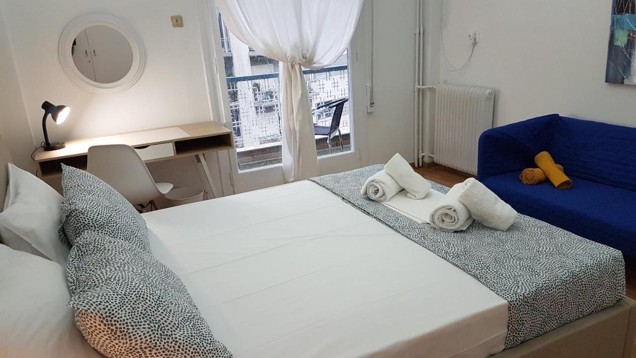 Apricot Apartment - Athens Center, 6 Bd, 2.5 Bath Екстер'єр фото